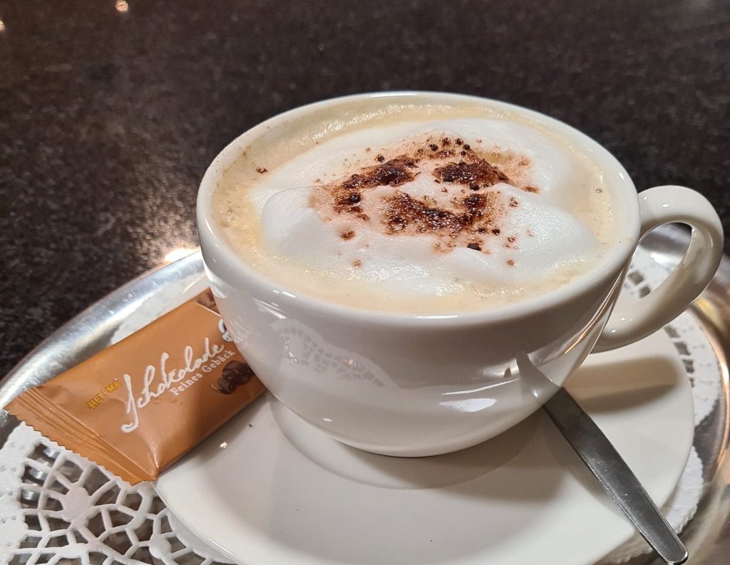 19.11.2023 – St. Andreas lädt ein zur Kaffebar!